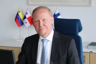 Embaixador da Finlândia cumpre agenda estratégica em Aracaju para aproximar negócios com empresários locais