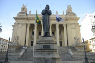 Alerj escolhe hoje novo presidente, que irá assumir governo do RJ