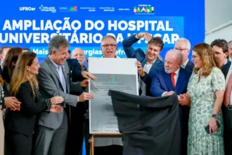 Lula inaugura novas áreas de hospital universitário de São Carlos