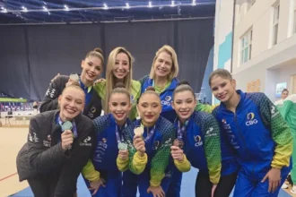 Brasil é prata com nova série de 5 bolas em etapa da Copa do Mundo