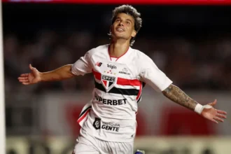 Brasileirão: Ferreira brilha e São Paulo aplica 4 a 1 no Cruzeiro