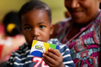 Caixa paga Bolsa Família a beneficiários com NIS de final 2