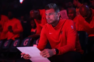 NBA: Tiago Splitter, do Portland, é 1º técnico brasileiro nos playoffs