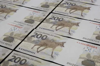 Prévia da carga tributária sobe para 32,4% do PIB em 2025