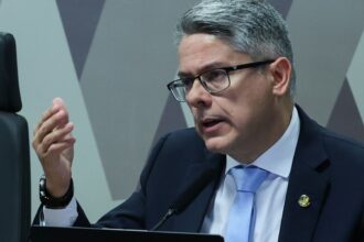 Relatório da CPI do Crime conecta facções com sistema financeiro