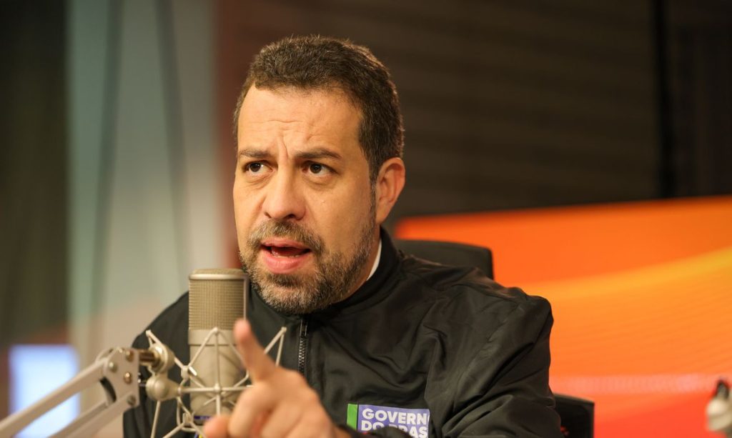 Boulos volta a criticar “terrorismo econômico” contra fim da 6 por 1