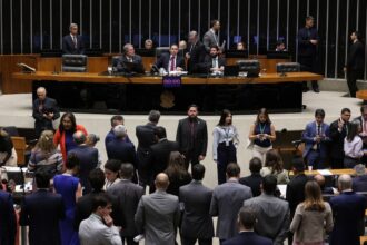 Câmara inicia análise de projeto sobre exploração de minerais críticos