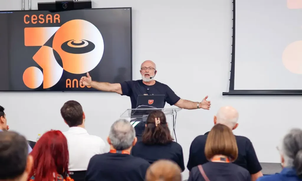 É preciso desaprender para conviver com a IA, explica Silvio Meira 