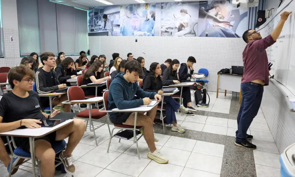 Fies 2026: pré-selecionados devem validar informações até segunda