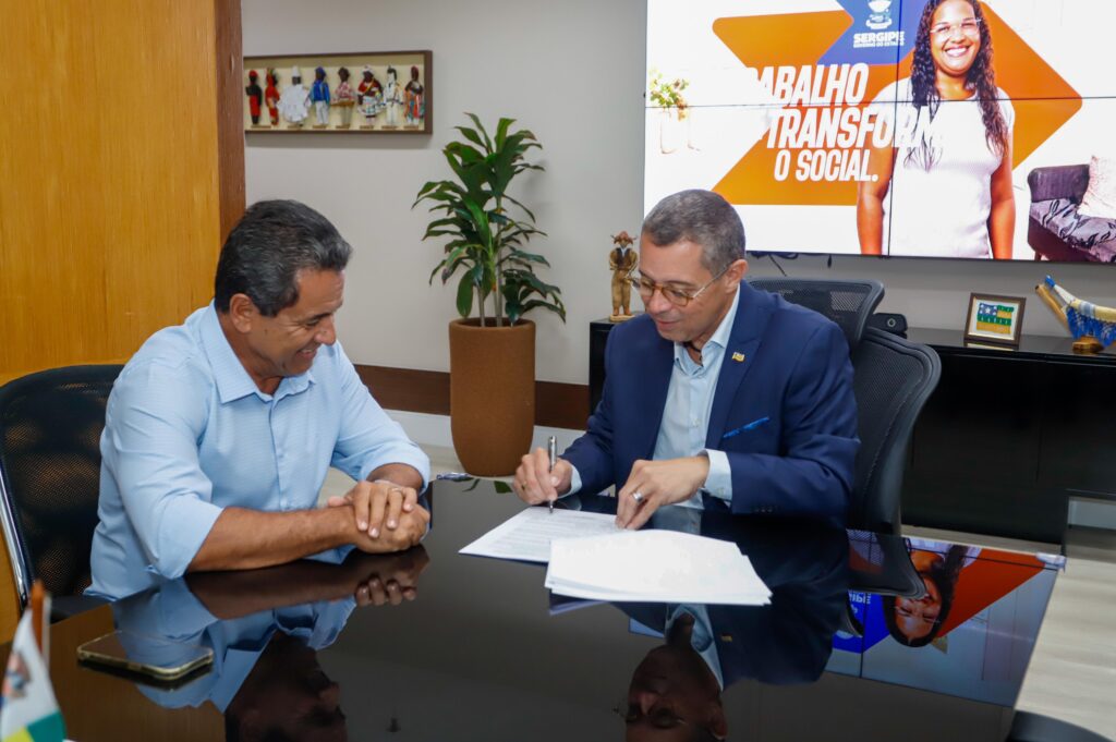 Governo do Estado assina convênio para início das obras da nova ponte Aracaju-Barra