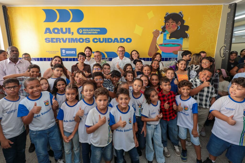 Governo do Estado entrega reforma de escola referência em inclusão