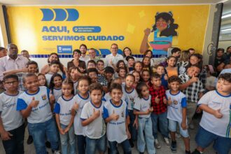 Governo do Estado entrega reforma de escola referência em inclusão