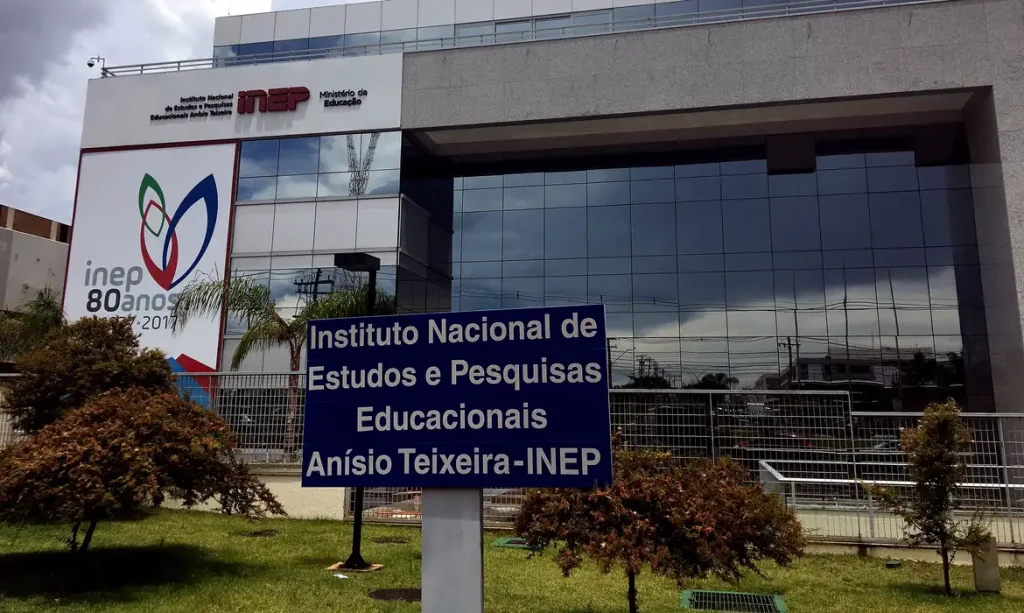 Inep recebe recursos para pedidos de isenções do Enem 2026 até dia 19