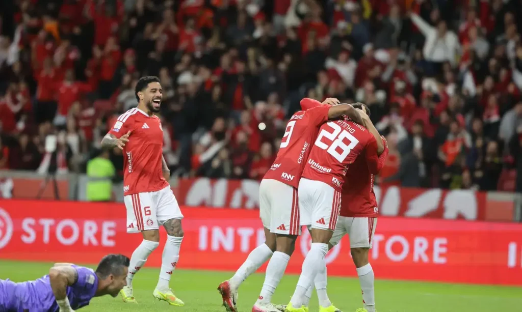 Inter faz 2 a 0 no Fluminense e se distancia do Z4 do Brasileirão