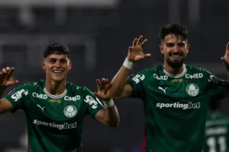 Libertadores: Palmeiras vence Sporting Cristal e assume ponta de grupo