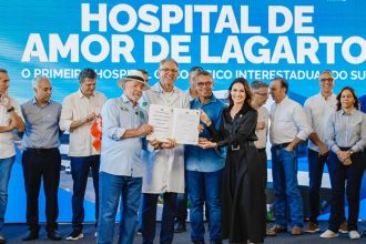 Lula visita primeiro hospital oncológico interestadual do país