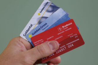 Planos de saúde coletivos têm reajuste médio de 9,9%, mostra ANS