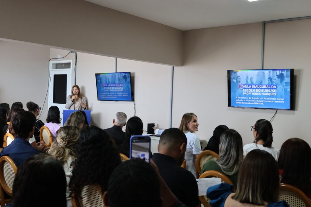 Seasic realiza aula inaugural da Escola do Suas  e reforça compromisso com a qualificação da assistência social