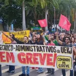Em greve, servidores da Uerj apresentam demanda ao governo do RJ